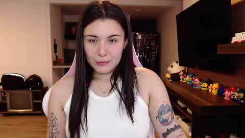 Snapshot of sara_sunrise_ chatting on December 2024 05:22:01 PM Sara online show from December 2024 05:22:01 PM