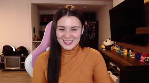 Snapshot of sara_sunrise_ chatting on January 2025 05:51:02 PM Sara online show from January 2025 05:51:02 PM