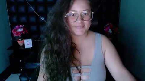 sara_thonson_ online show from December 2024 07:08:01 AM