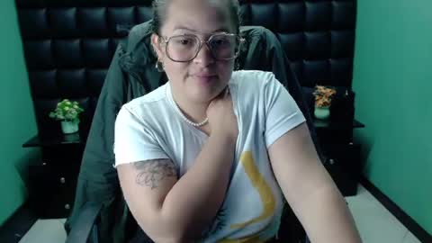 sara_thonson_ online show from February 2025 03:34:02 AM