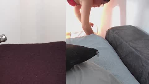 sara velez online show from December 2025 10:02:01 AM