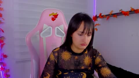 Sarah Ramirez online show from November 2025 03:28:01 AM