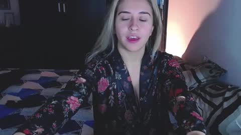 Snapshot of saradiazxxx chatting on February 2026 08:34:02 AM saradiazxxx online show from February 2026 08:34:02 AM