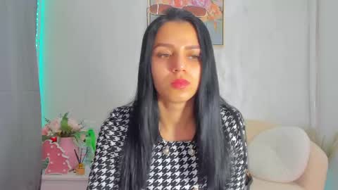 Snapshot of sarah_blake_ chatting on May 2026 08:42:01 AM Sara online show from May 2026 08:42:01 AM