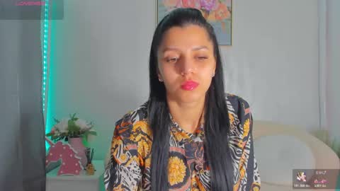 Snapshot of sarah_blake_ chatting on May 2026 08:45:01 AM Sara online show from May 2026 08:45:01 AM