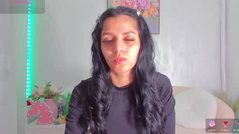 Snapshot of sarah_blake_ chatting on May 2026 07:36:02 AM Sara online show from May 2026 07:36:02 AM