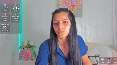 Snapshot of sarah_blake_ chatting on June 2026 09:15:01 AM Sara online show from June 2026 09:15:01 AM