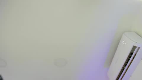 Snapshot of sarah_bonneth chatting on September 2025 11:32:02 AM Sarah Bonneth online show from September 2025 11:32:02 AM