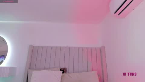 Snapshot of sarah_bonneth chatting on November 2025 11:56:02 AM Sarah Bonneth online show from November 2025 11:56:02 AM