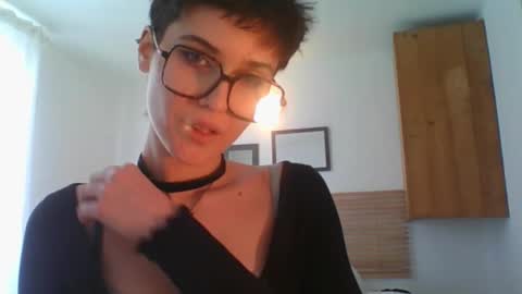 Snapshot of sarah_desire01 chatting on February 2026 03:04:01 PM Sarah online show from February 2026 03:04:01 PM