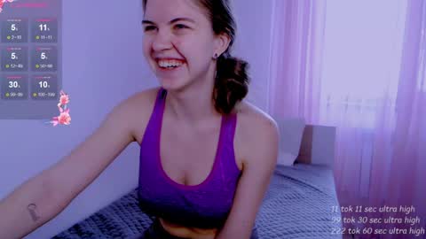 Snapshot of sarah_hs chatting on May 2026 12:13:02 PM Sarah online show from May 2026 12:13:02 PM