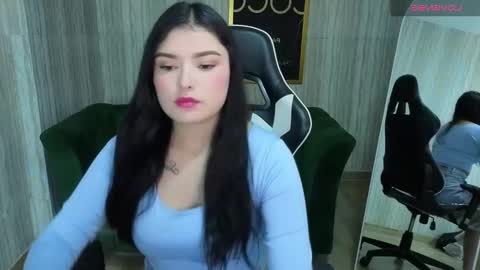 Snapshot of sarah_rouse_t chatting on November 2025 02:49:01 PM Rouse online show from November 2025 02:49:01 PM