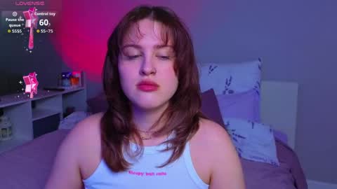 Snapshot of sarah_soul chatting on May 2026 11:23:01 PM Sarah online show from May 2026 11:23:01 PM