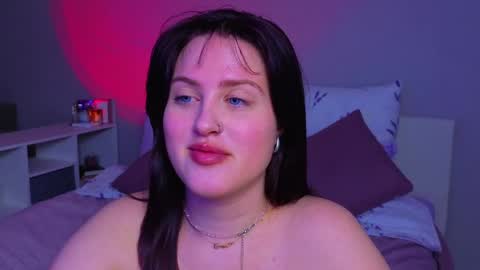 Snapshot of sarah_soul chatting on May 2026 11:23:04 PM Sarah online show from May 2026 11:23:04 PM