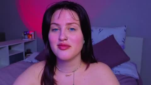 Snapshot of sarah_soul chatting on May 2026 11:45:02 PM Sarah online show from May 2026 11:45:02 PM