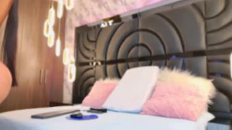 Sarah online show from February 2025 11:22:02 AM