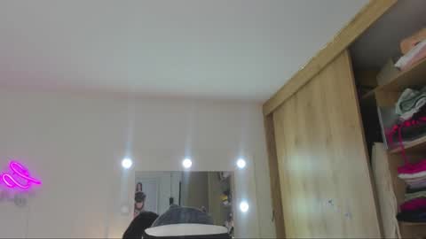 sarahhensoon online show from March 2026 10:26:01 PM