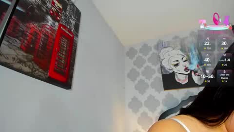 Sarah online show from November 2025 07:57:02 PM