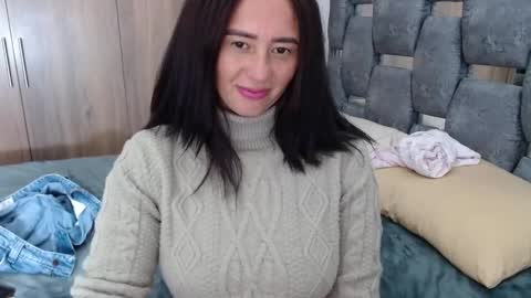 Lia online show from March 2025 08:53:02 PM