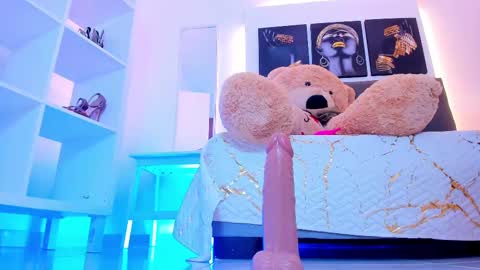 saralife69 online show from February 2025 03:09:02 PM