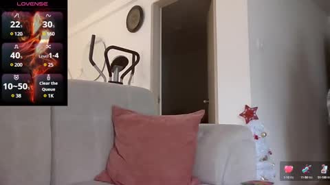 Snapshot of saramartinez100 chatting on December 2024 07:53:02 PM sara martinez online show from December 2024 07:53:02 PM