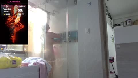 Snapshot of saramartinez100 chatting on February 2025 07:06:02 PM sara martinez online show from February 2025 07:06:02 PM