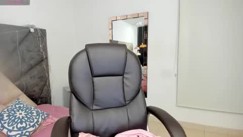      online show from November 2025 12:10:01 AM