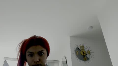 Saray  online show from October 2025 08:20:02 PM