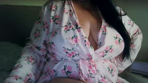 Snapshot of saretta46 chatting on October 2025 01:31:01 PM Sara online show from October 2025 01:31:01 PM