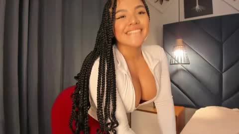 Sara  online show from May 2026 07:56:02 PM