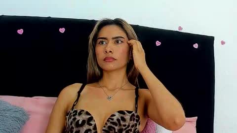 sarita_jones23 online show from February 2025 03:45:02 AM