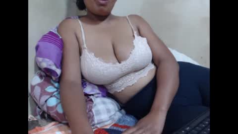 saronette online show from January 2025 11:14:01 AM