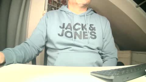 saschaalesi1976 online show from February 2025 07:38:01 PM