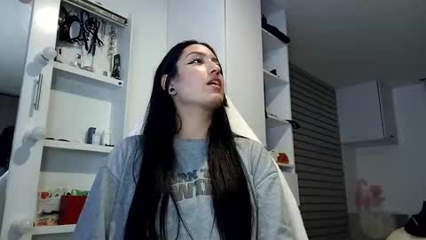 Snapshot of sasha_baby69 chatting on March 2025 03:12:02 AM yesica online show from March 2025 03:12:02 AM