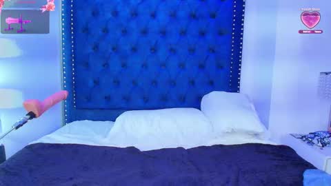 Sasha online show from February 2025 06:39:01 AM