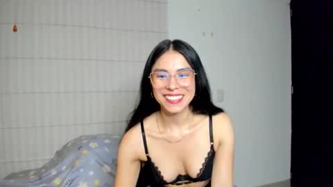 Snapshot of sasha_jonne chatting on September 2025 04:23:02 AM sasha_jonne online show from September 2025 04:23:02 AM
