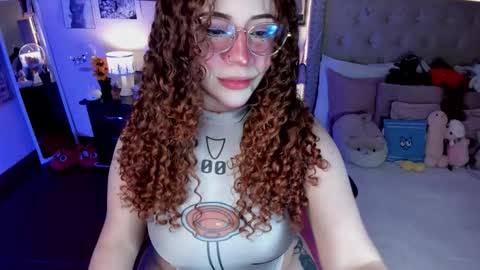 Snapshot of sashaa_love chatting on October 2025 02:07:01 AM Tattie online show from October 2025 02:07:01 AM