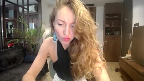 Sasha online show from December 2024 05:59:02 AM