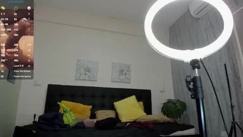 SashhaLux22 online show from December 2025 02:16:02 AM