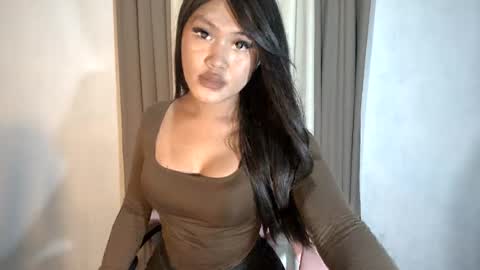 Snapshot of sassy_jenny8 chatting on July 2026 04:37:02 PM sassy_jenny8 online show from July 2026 04:37:02 PM