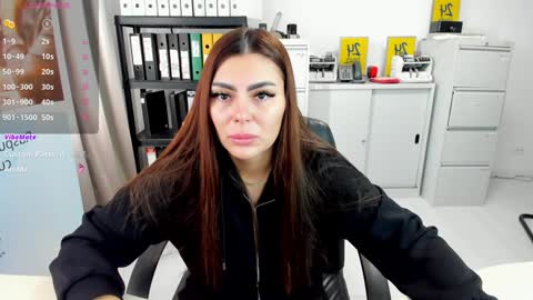 sassytiff online show from December 2024 12:09:02 PM