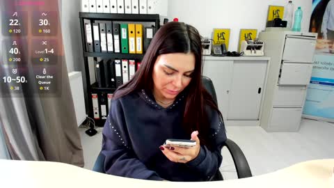 sassytiff online show from November 2025 12:59:01 PM