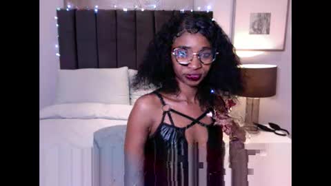 Snapshot of sasyylissaa chatting on April 2026 11:13:01 PM sasyylissaa online show from April 2026 11:13:01 PM