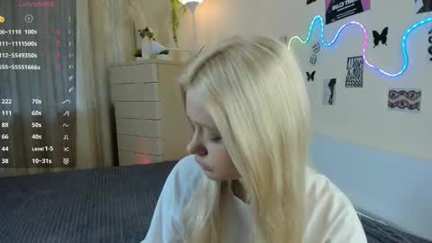 Snapshot of satinpresence chatting on May 2026 05:03:01 AM satinpresence online show from May 2026 05:03:01 AM