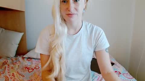 Satinqueen90 online show from December 2025 09:14:01 AM