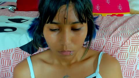 Snapshot of satsu_u chatting on December 2024 10:33:02 PM SATSU u online show from December 2024 10:33:02 PM