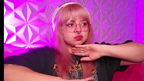 Gina George online show from January 2026 03:01:02 AM