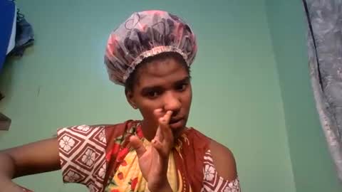 Snapshot of sauce_pety chatting on June 2026 05:15:01 PM pety online show from June 2026 05:15:01 PM