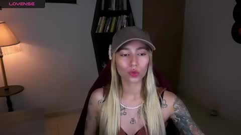 I AM JENN  online show from October 2025 02:39:02 AM