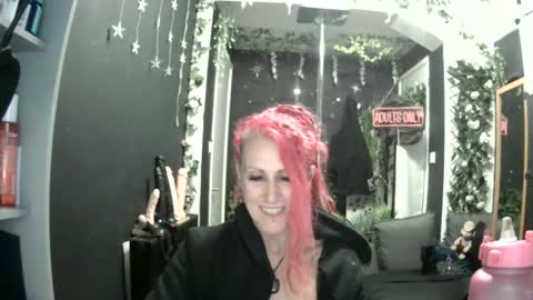 Snapshot of saucysky chatting on April 2026 10:56:02 PM SaucySky online show from April 2026 10:56:02 PM